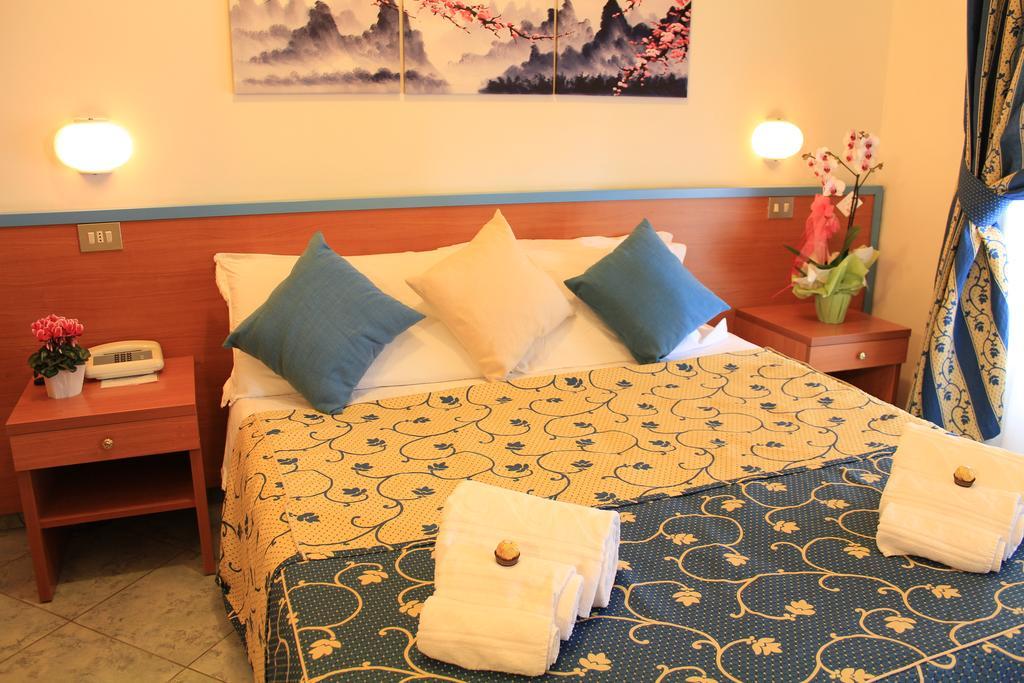 פאנו Hotel Paradise מראה חיצוני תמונה