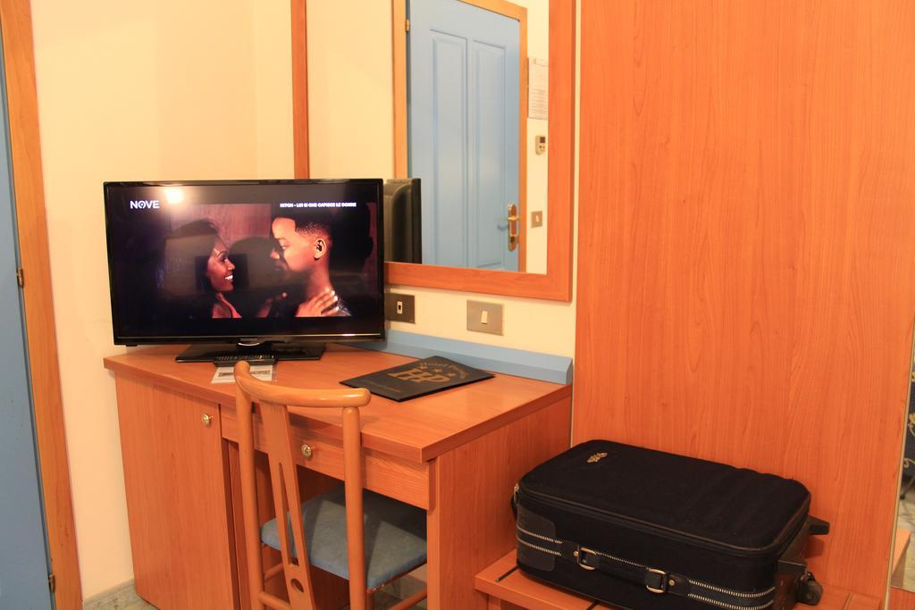 פאנו Hotel Paradise מראה חיצוני תמונה