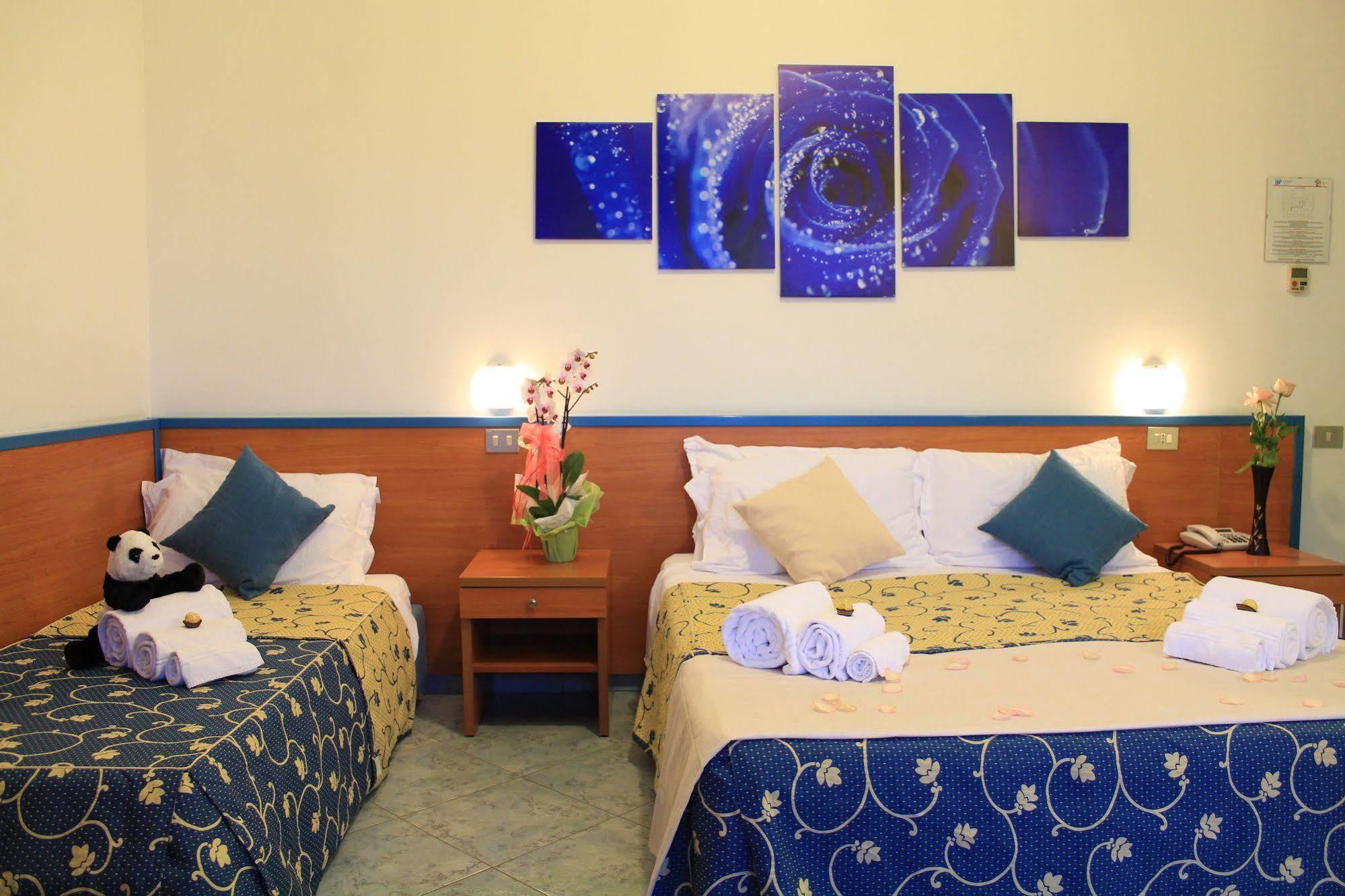 פאנו Hotel Paradise מראה חיצוני תמונה